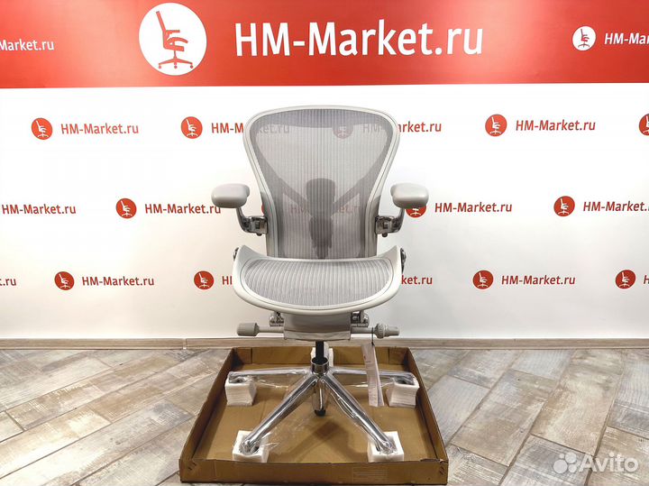 Кресло Herman Miller Aeron Mineral