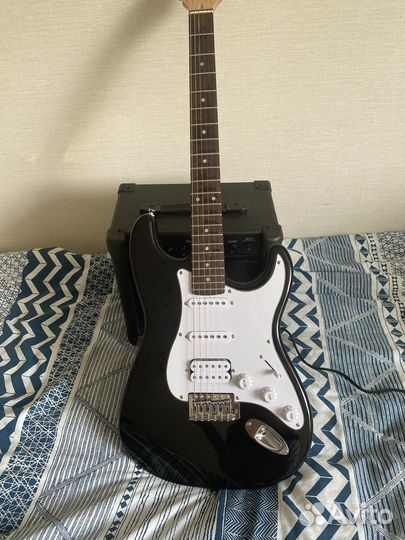 Электро гитара и комбик (можно купить раздельно)