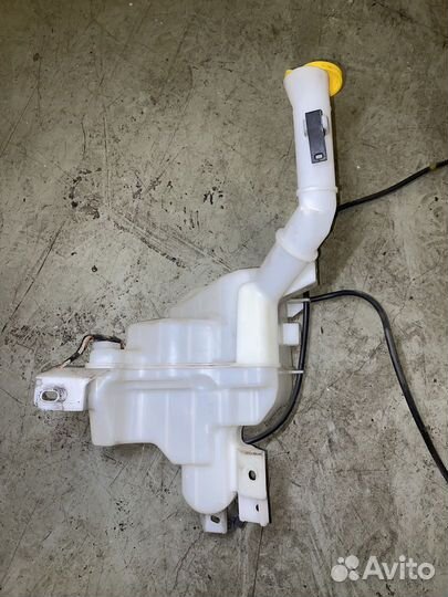 Бачок стеклоомывателя Mazda Axela BL5FP