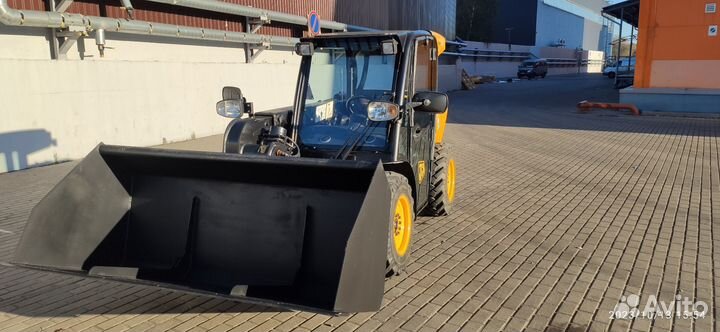 Телескопический погрузчик JCB 515-40, 2011