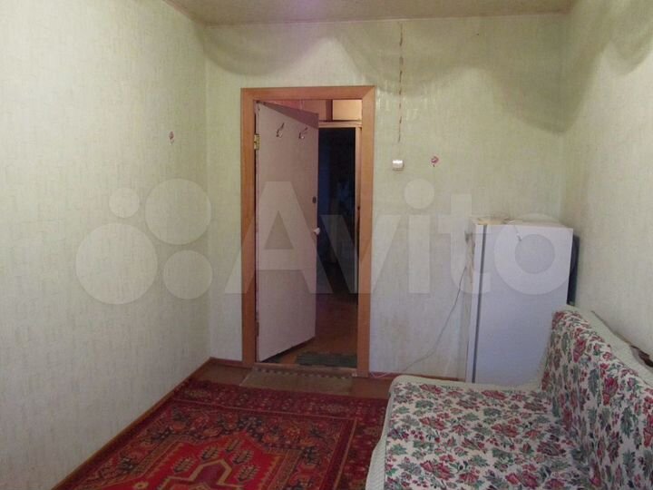 Комната 12 м² в 3-к., 2/4 эт.