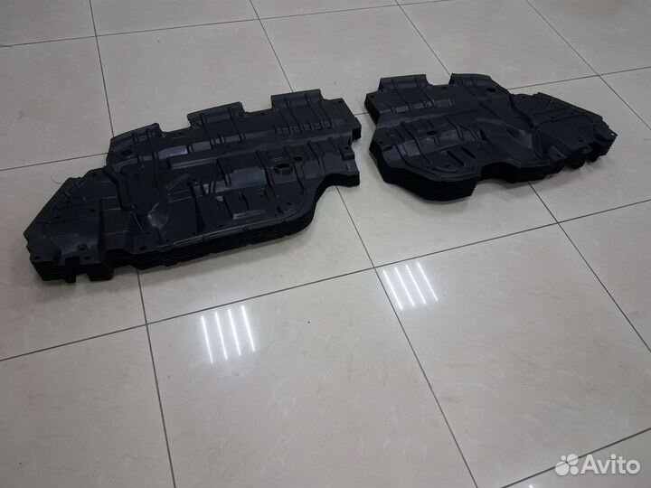 Защита двигателя (пластик) Тойота Камри 55