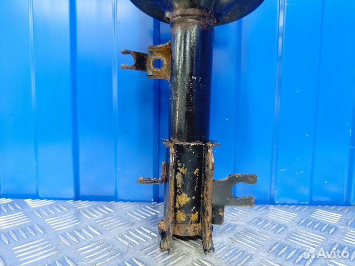 Амортизатор передний правый Chevrolet Aveo T200