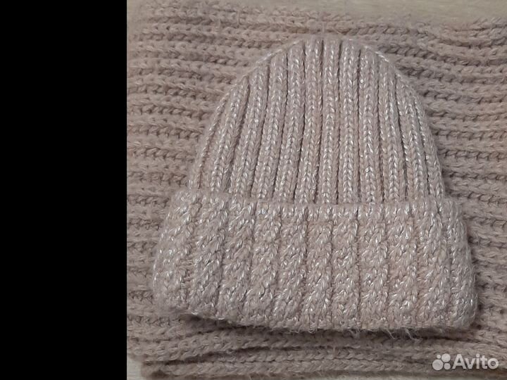 Комплект шапка и шарф снуд