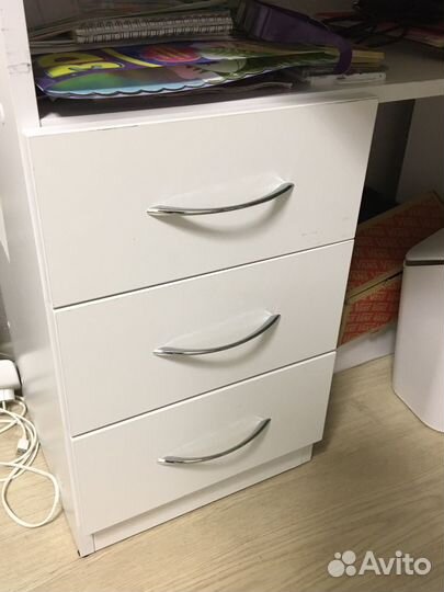 Стол компьютерный