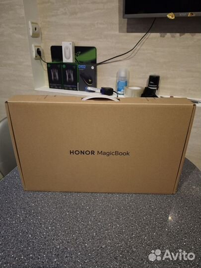 Honor MagicBook X16 R5-7640HS/16/512 металл