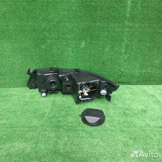 Фара передняя правая honda accord 7