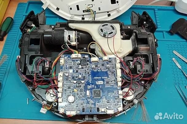Ремонт и чистка роботов пылесосов и мойщиков окон