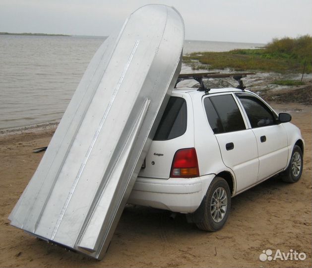 Новая алюм.лодка Романтика-Н 2.8 м.,с булями