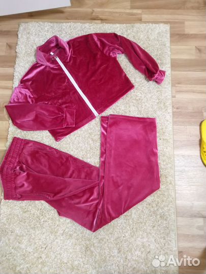 Продам костюм