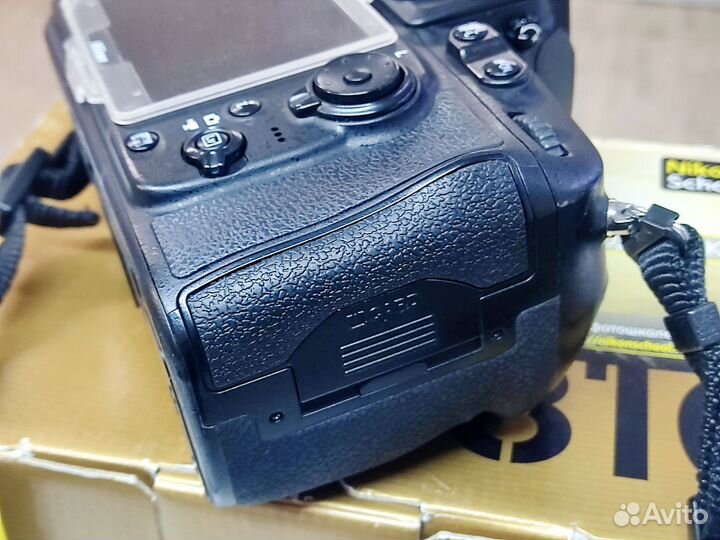 Nikon D810 Зеркальный фотоаппарат