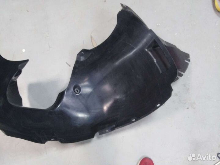 Подкрылок передний левый Polo 2011