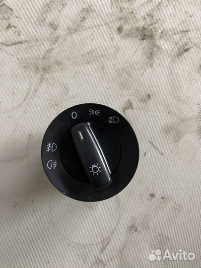 Блок управления светом Volkswagen Golf Plus (Mk5)