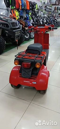 Скутер Honda Gyro-X-II 50 (4-STR) (TD02)