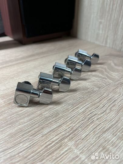 Колки для гитары fender