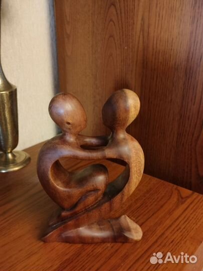 Статуэтки гипс и дерево