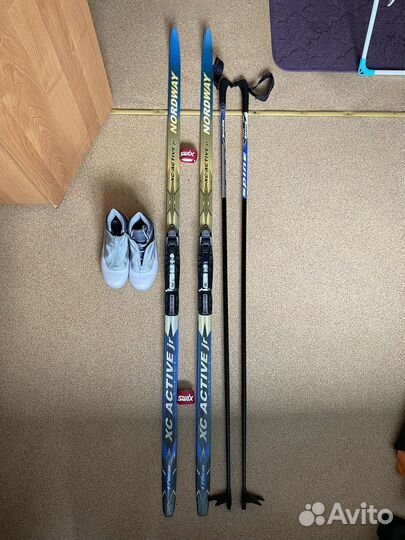 Комплект беговых лыж