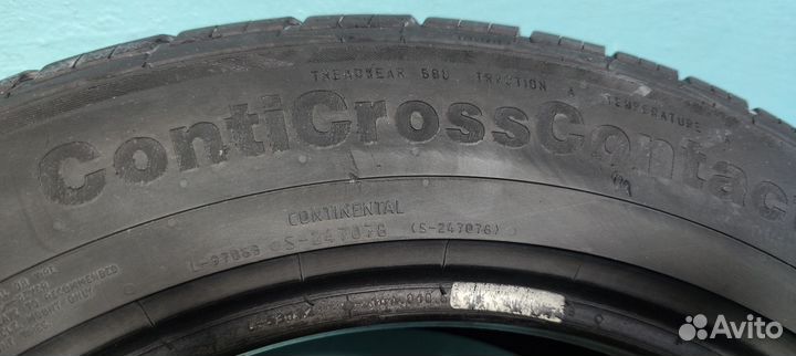 Continental ContiCrossContact LX2 215/60 R17