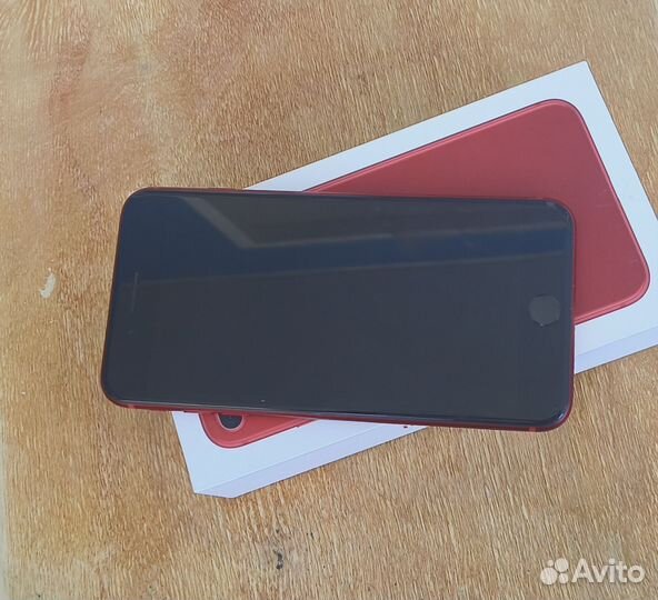 iPhone 8 Plus, 64 ГБ