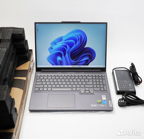 Lenovo Legion 5 RTX 4050/i5-13500H/32GB DDR5/1TB