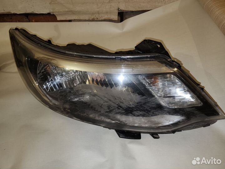 Фара передняя правая kia rio 3
