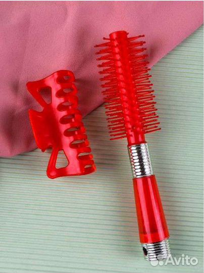 Новый набор расчесок в сумочке