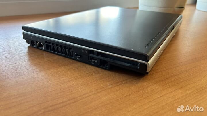 Ноутбук Toshiba