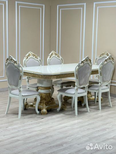 Стол обеденный со стульями