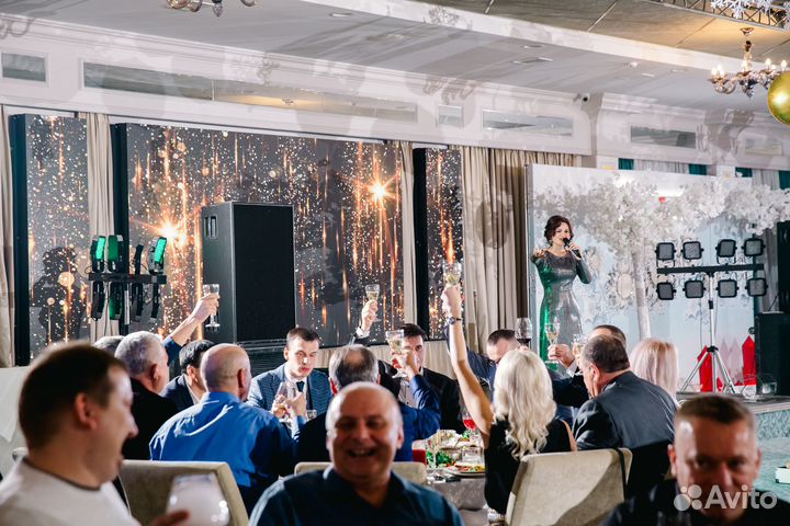 Ведущая Юлиана Раметова