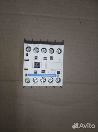 Контактор трехполюс Schneider Electric LP1K1210BD