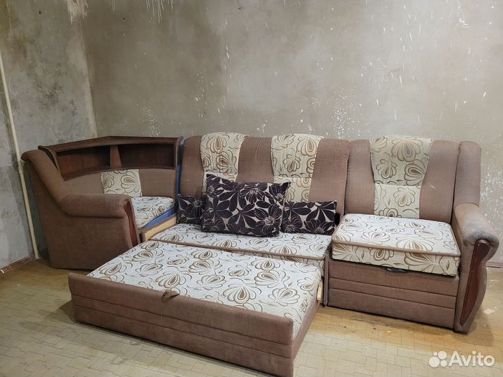 Угловой диван бу