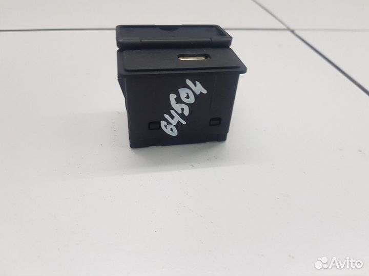 Разъем USB (Haval F7)