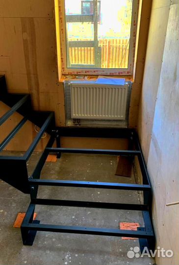 Г-образная лестница