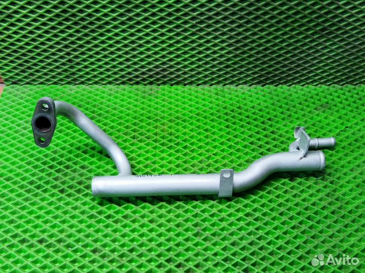 Трубка охлаждения двигателя Volvo s40 v40