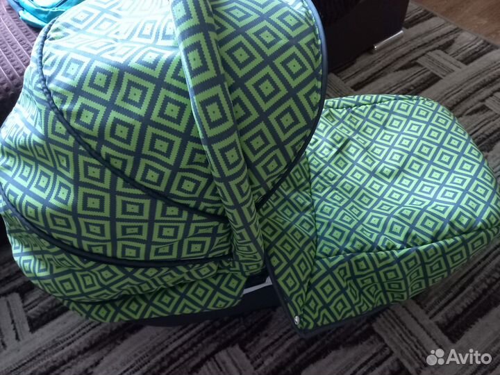 Продам коляску 2 в 1. Прогулочная. Люлька