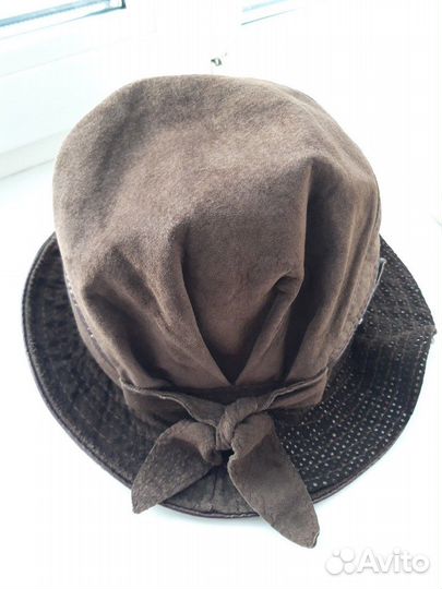 Шляпка женская из натуральной замши