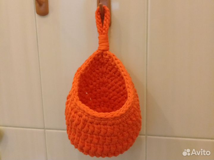 Вязаные корзинки ручной работы