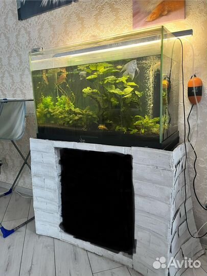 Аквариум с тумбой