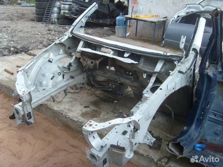 Передняя часть кузова Citroen C5 04-08