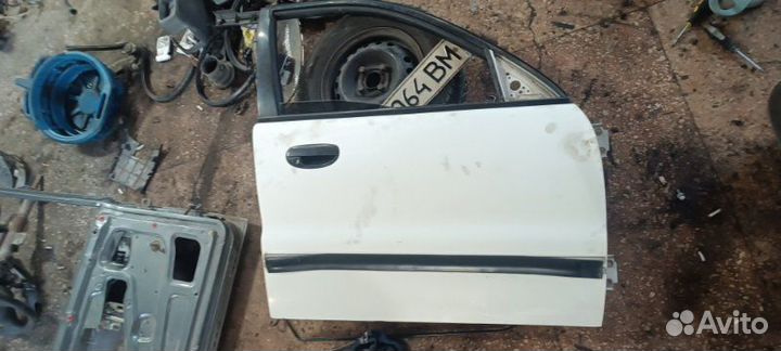 Дверь боковая передняя правая Заз Сенс