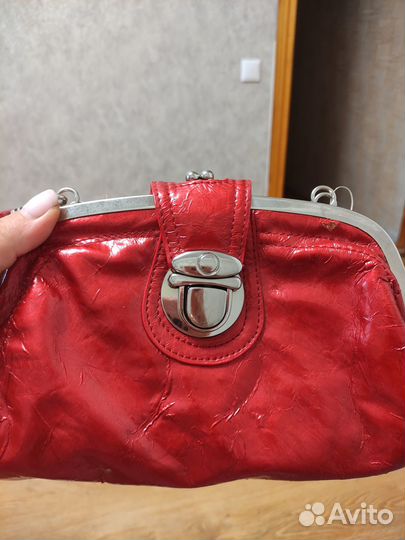 Продаю женскую сумку