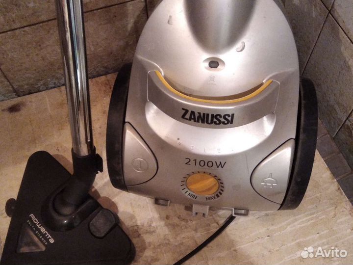 Пылесос Zanussi 2100w