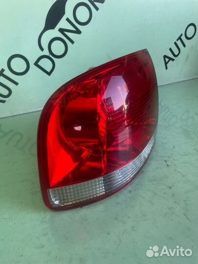 Фонарь задний левый Volkswagen Touareg 7L дорест