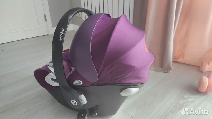 Автокресло Cybex Aton Q с базой Isofix