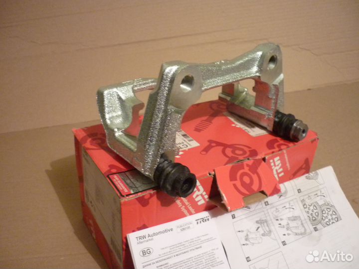 Лада Ларгус скоба супорта