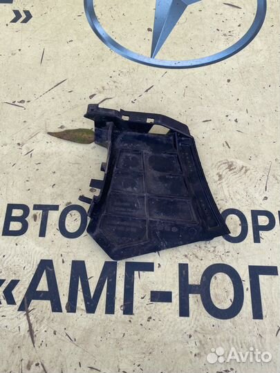 Mercedes W247 B247 кронштейн бампера переднего LH