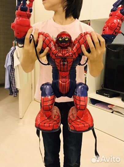 Робот человек паук
