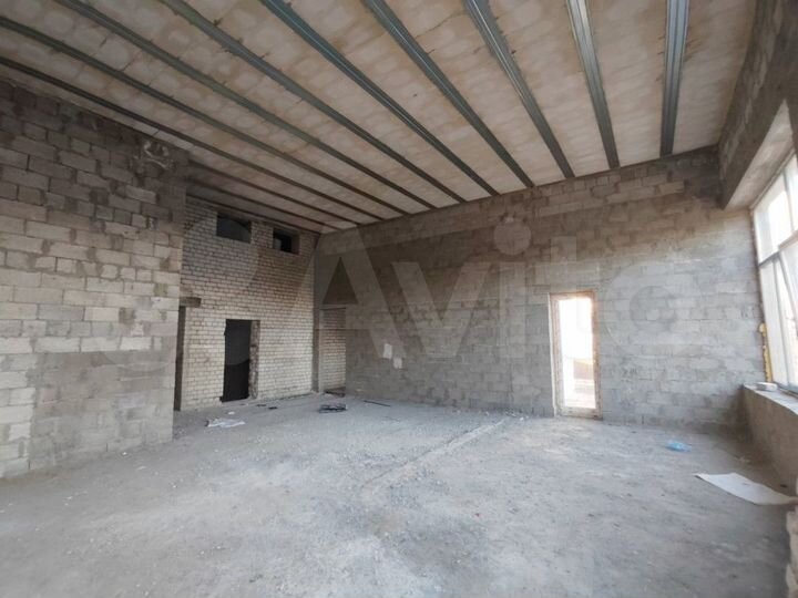 3-к. квартира, 175 м², 3/3 эт.