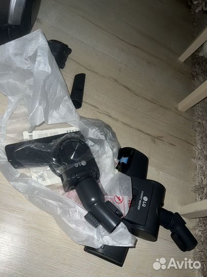 Пылесос LG kompressor VK89689HU