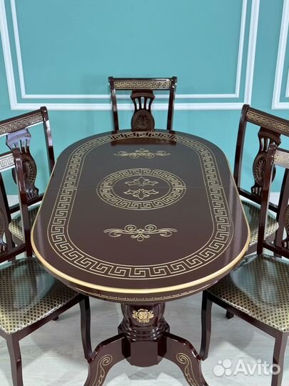 Стол и Стулья